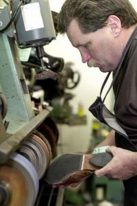 Country Cobbler shoe repair